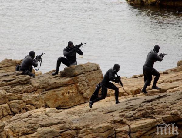 Военноморските тюлени се жалват от недостиг на пушки