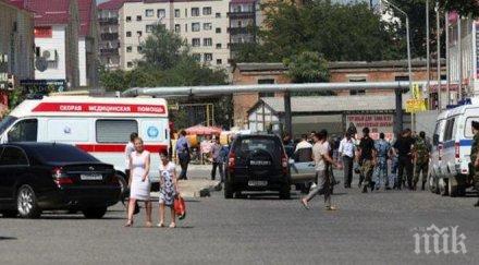 чечения неизвестни нападнали автомобил правозащитна организация