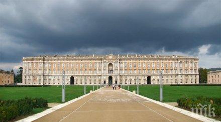 критикуват италиански директор музей работи прекалено