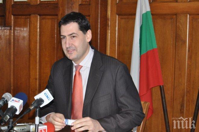 Кметът на Пловдив: Общината няма вина разрушаването на тютюневия склад 