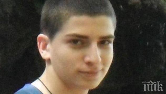 Майката на зверски убития Ники разплака Фейсбук: Моето момченце съм сигурна, че щеше да ми подари целувка, прегръдка и цвете!