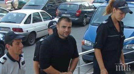 брутален екшън бивш шампион борба преби зверски пазач бургаския затвор група надзиратели отвърнали удара обновена снимка