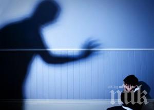 Възрастен американец четири години изнасилвал приемния си син руснак