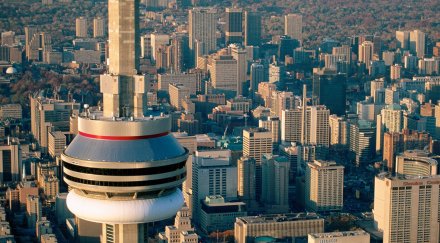 канада приема 265 000 имигранти