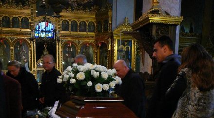 бойко изпрати първия боен учител