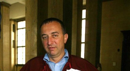 роман василев мина нелегалност