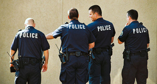 Тийнейджъри убиха пенсионерка за два телефона