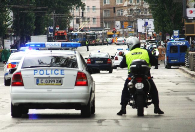 Закопчаха стопанина на кучетата, убили баба