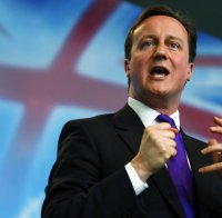 Дейвид Камерън ограничава достъпа на имигранти до социални помощи