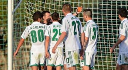 жалък съдия прекрати мач лудогорец