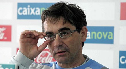 депортиво коруня назначи фернандо васкес треньор