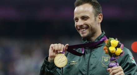 полицията повдигна обвинение убийство писториус