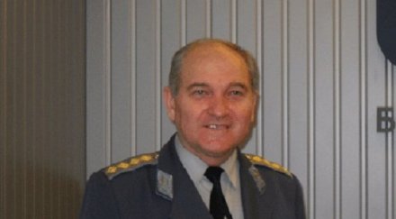 ген симеонов рано махнахме казармата