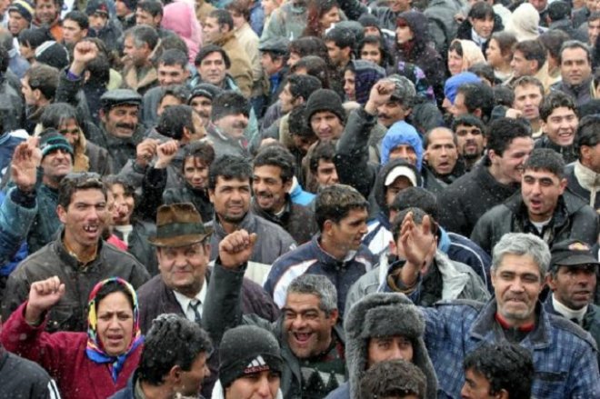 Средната заплата у нас става 3259 лв., но чак през 2050 г.