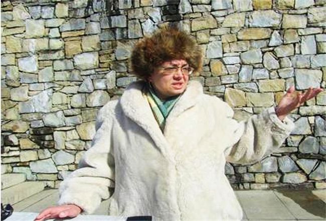 Уволняват учителка, псувала учениците си, те я пуснали в YouTube