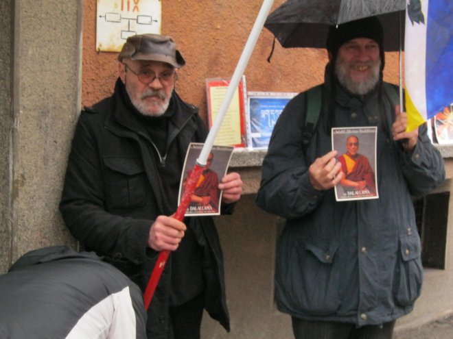 Подкрепа за Тибет пред посолството на Китай