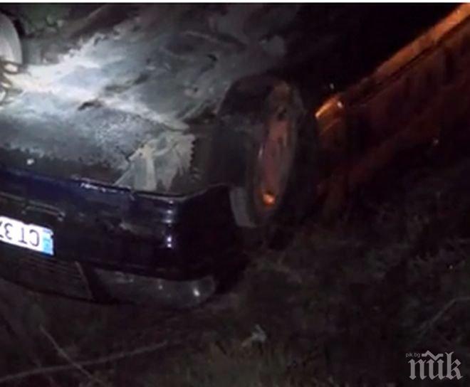 ПИК TV: Мерцедес се катурна по таван в канавка