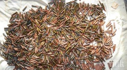 иззеха нелегален боен арсенал спецакция карлово