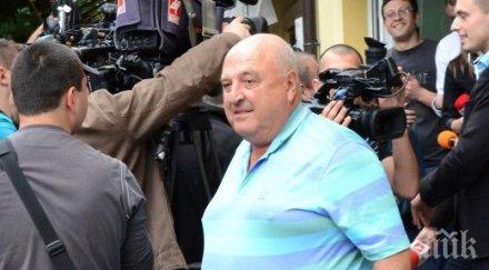 славия взима феновете левски