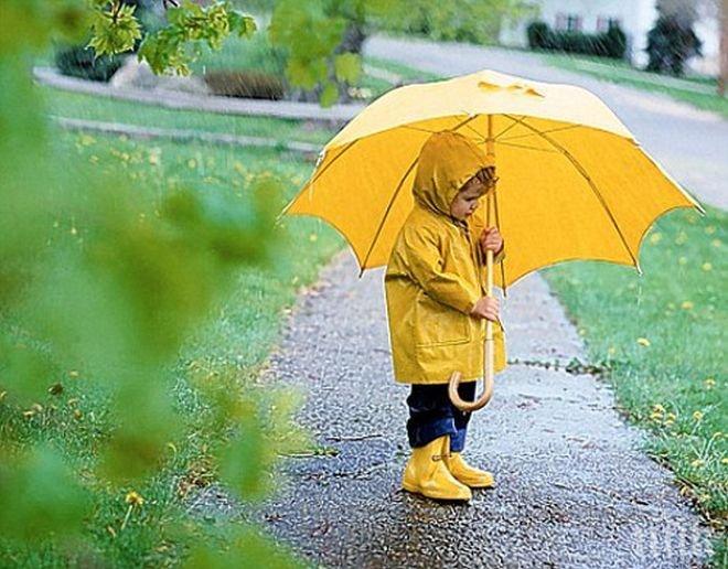 Синоптици от БАН: Седмицата стартира с дъжд, живакът стига едва 9°