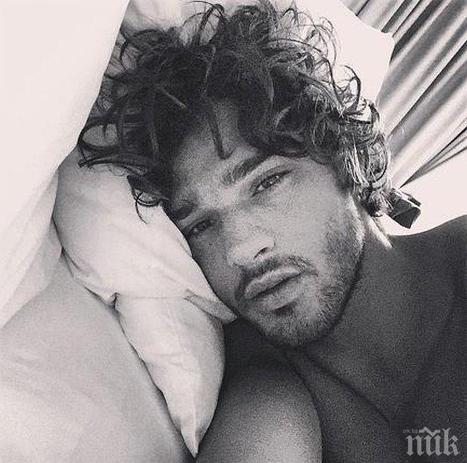 Вижте най-страхотните мъжки селфита, които ще направят деня ви по-приятен! 