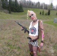 Внучката на Сталин тръгва по военната пътека