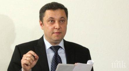 яне янев лозан панов жонглира полуистини