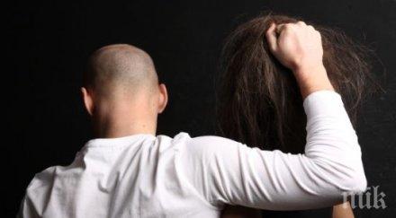 зловещо четирима изверги завързали измъчвали две старици село мечка убили жените дали парите