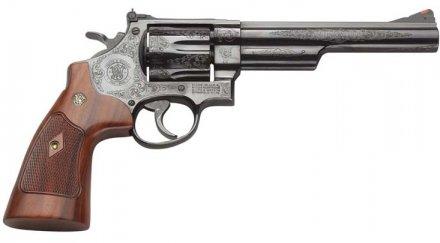 предлагат търг малкия револвер размер нокът