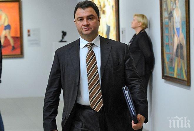 Руски зам.-министър на културата присвоил 50 млн. рубли