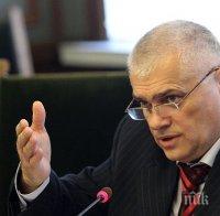 Валентин Радев: Яков е не само назначение на Кънев, договорът му е заобикаляне на закона! Вижте къде още Радан е поставил свои хора