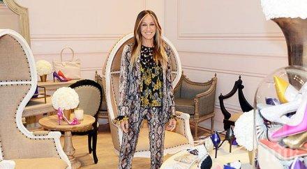 сара джесика паркър подписва обувки