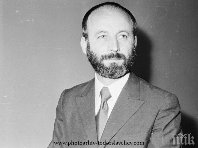 Вдигат паметник на легендарния режисьор Методи Андонов в родното му село