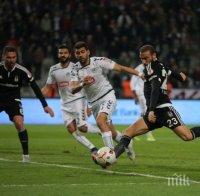 Бойко със счупена глава не допусна гол в дебюта си за Бешикташ