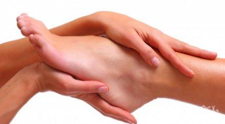 отпечатъците стъпалата уникални пръстовите