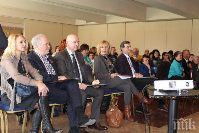 Омбудсманът Мая Манолова осигури  ВИП карти за лечение на малките хора във ВМА