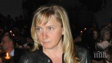 Елена Йончева вече е майка! 51-годишната журналистка се похвали с мъжка рожба!