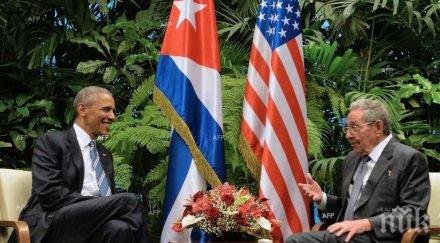 хавана барак обама снима фона барелеф гевара