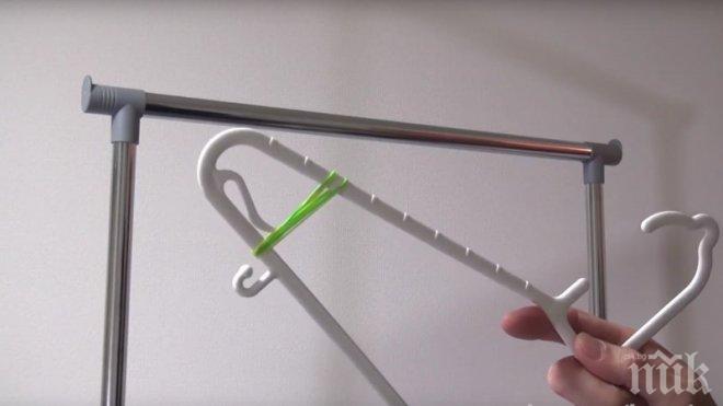 Нереално е това, което този човек може да направи със закачалките за дрехи!