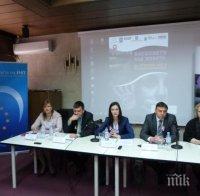 Мария Габриел: Насилието над жените може да спре при засилване на координацията между всички нива