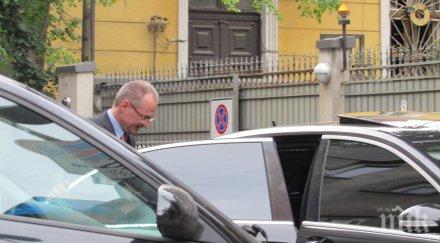 пик лoзан панов бива позволява всякакъв вид натиск въздействие магистратите