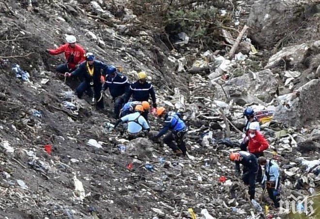 Германия си спомня за жертвите на самолетната катастрофа на „Джърмънунгс“
