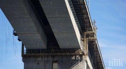 натоварен трафикът посока дунав мост