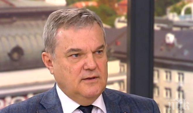 Румен Петков: Ислямска държава действа навсякъде другаде, но не и в Америка
