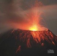 Вулканът Попокатепетъл е изхвърлил пепел на височина 2 километра