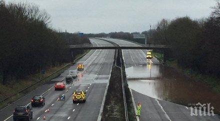 бурята кати предизвика транспортен хаос лондон снимки