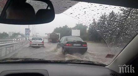 временно движението път oряхово мизия осъществява двупосочно една лента