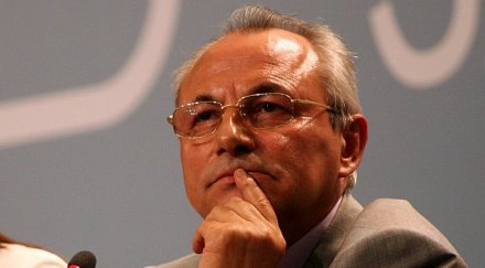 ахмед доган пак иска депутат