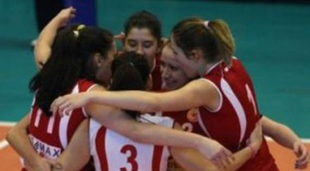 цска обърна левски остана върха