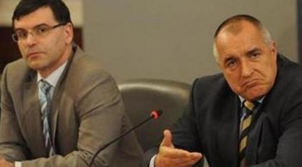 бойко 2010 падне дянков пада правителството